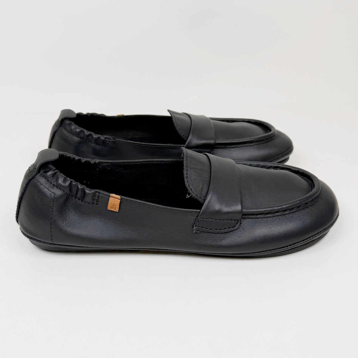 El Naturalista N5822 Black el naturalista