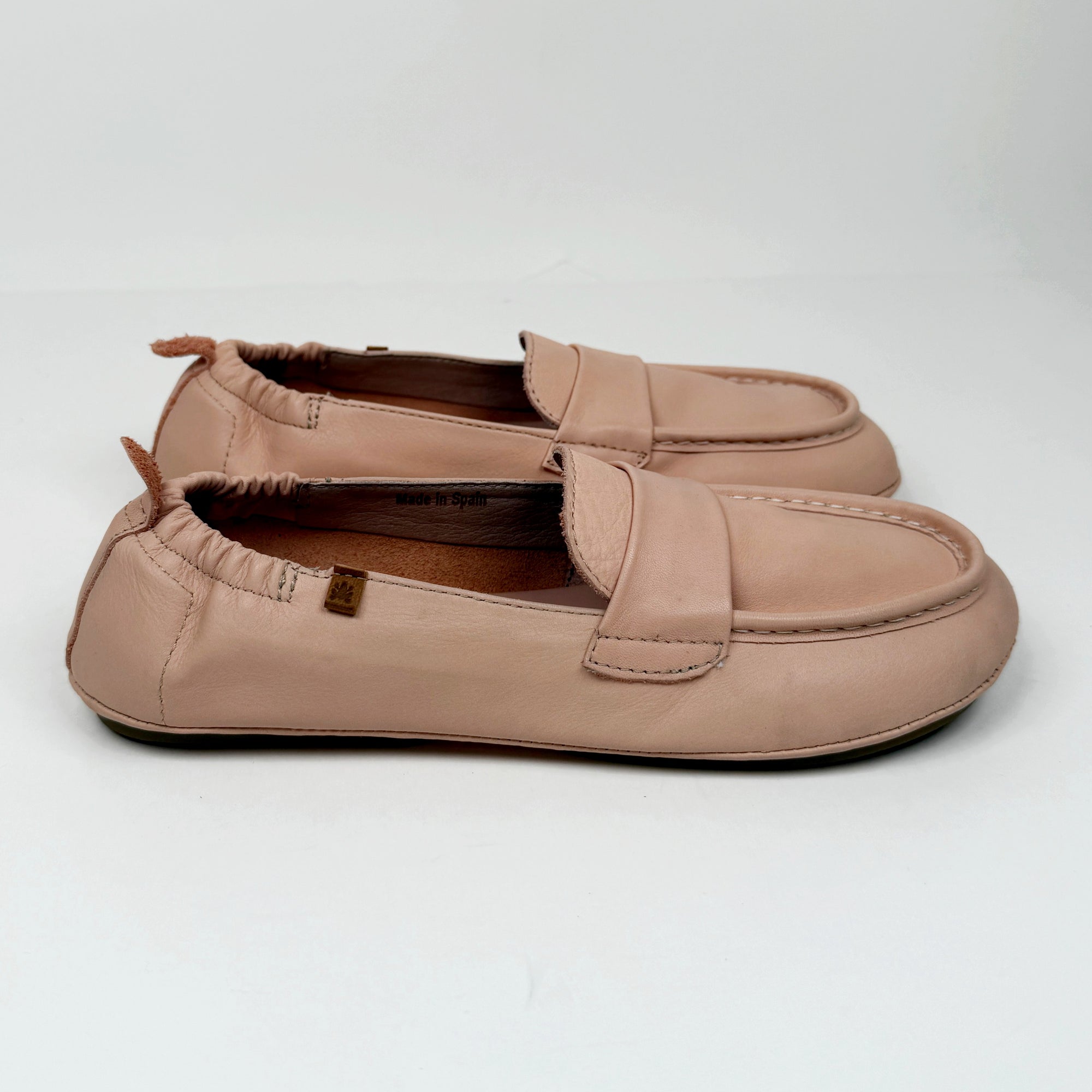 El Naturalista N5822 salmon el naturalista