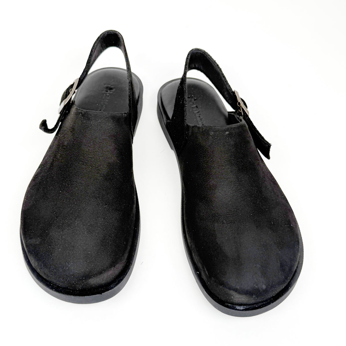 El Naturalista N5871 black