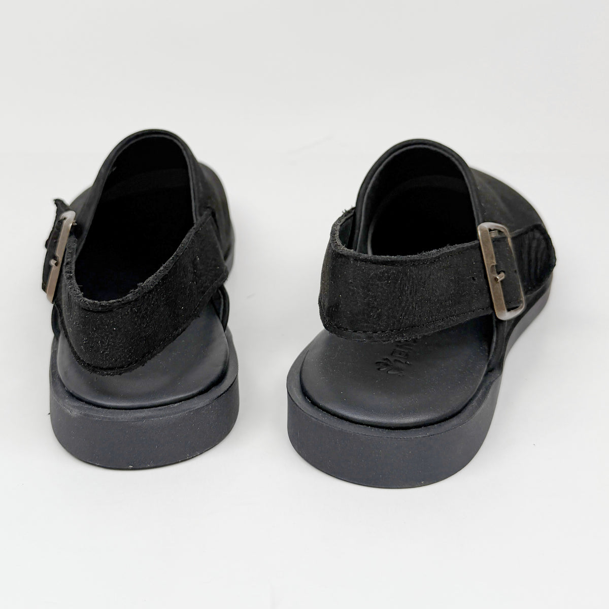 El Naturalista N5871 black