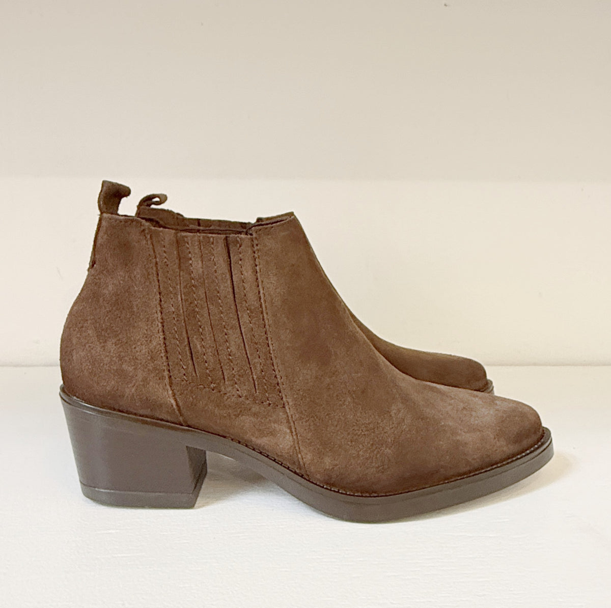 Lucia Viguera 8020 testa Lucia Viguera