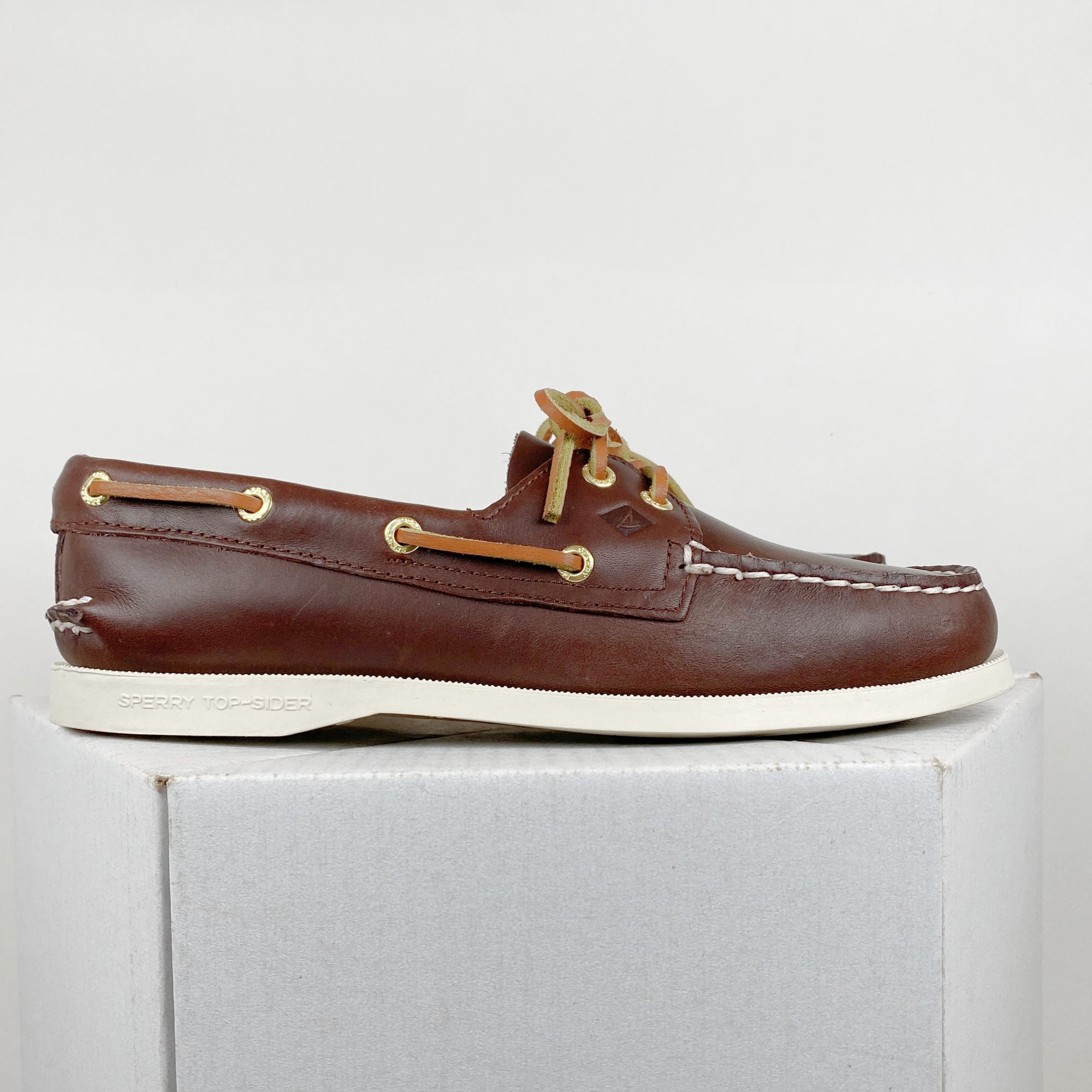 Sperry Topsider brown