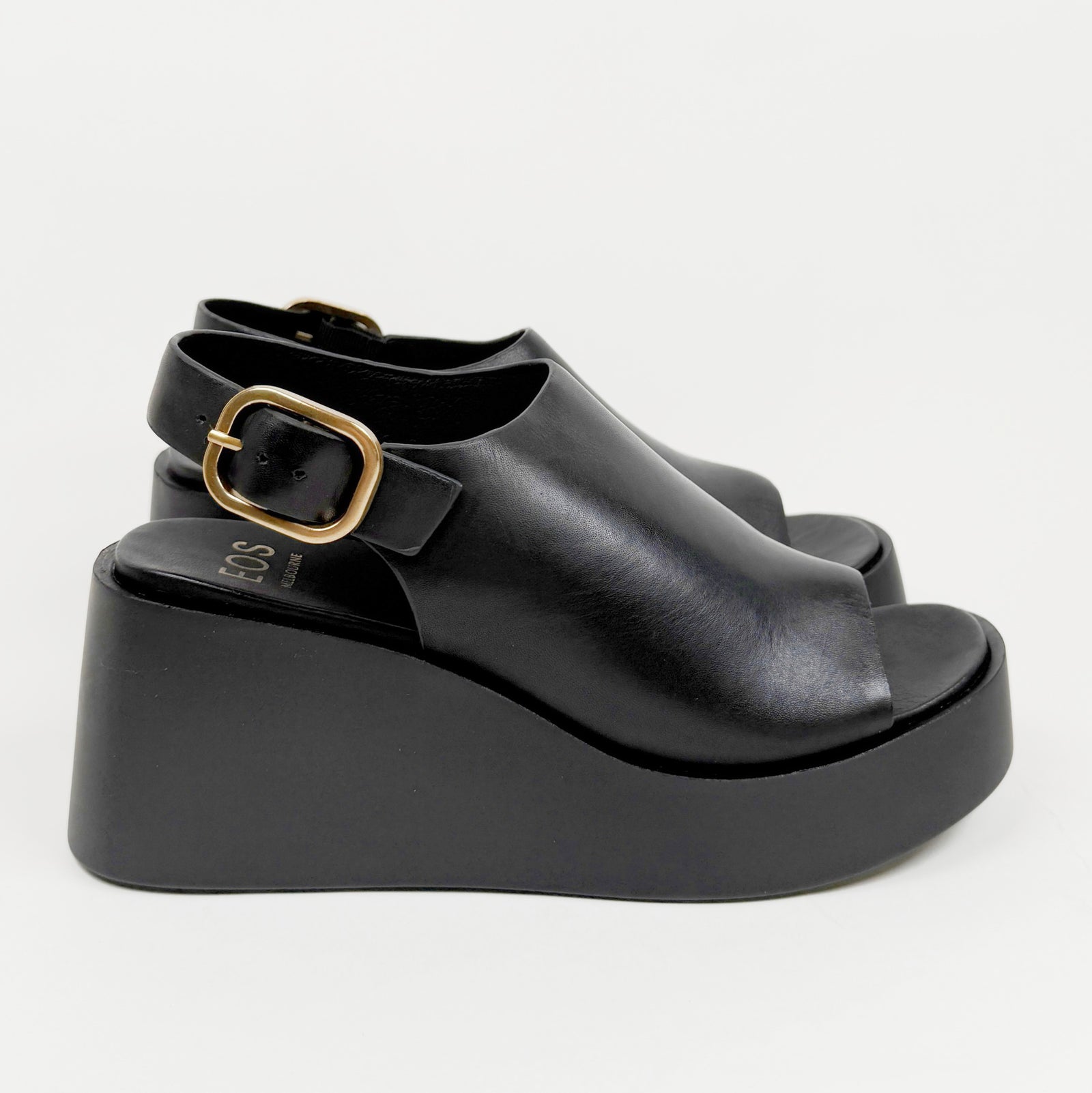 eos ariani black EOS