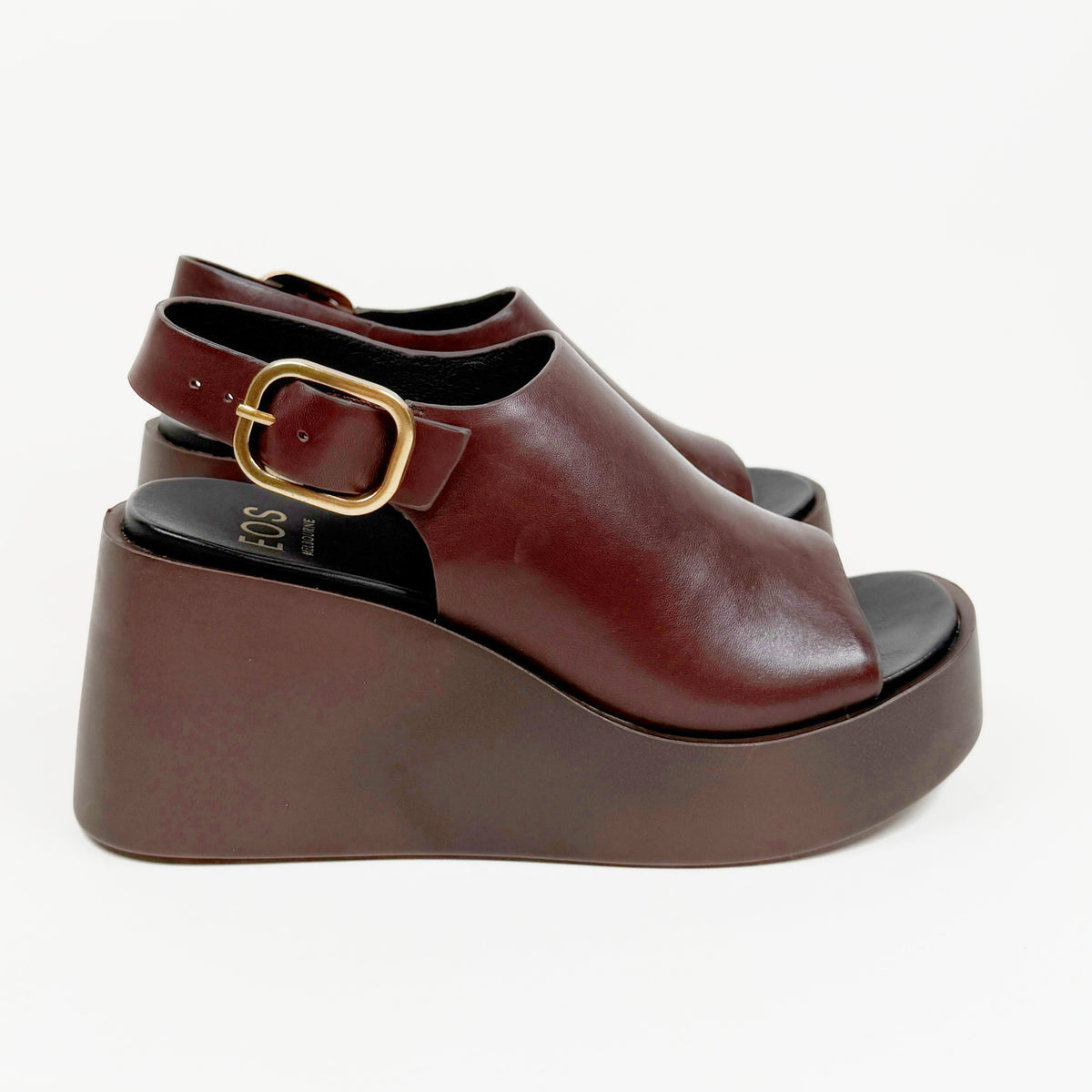 eos ariani chestnut EOS