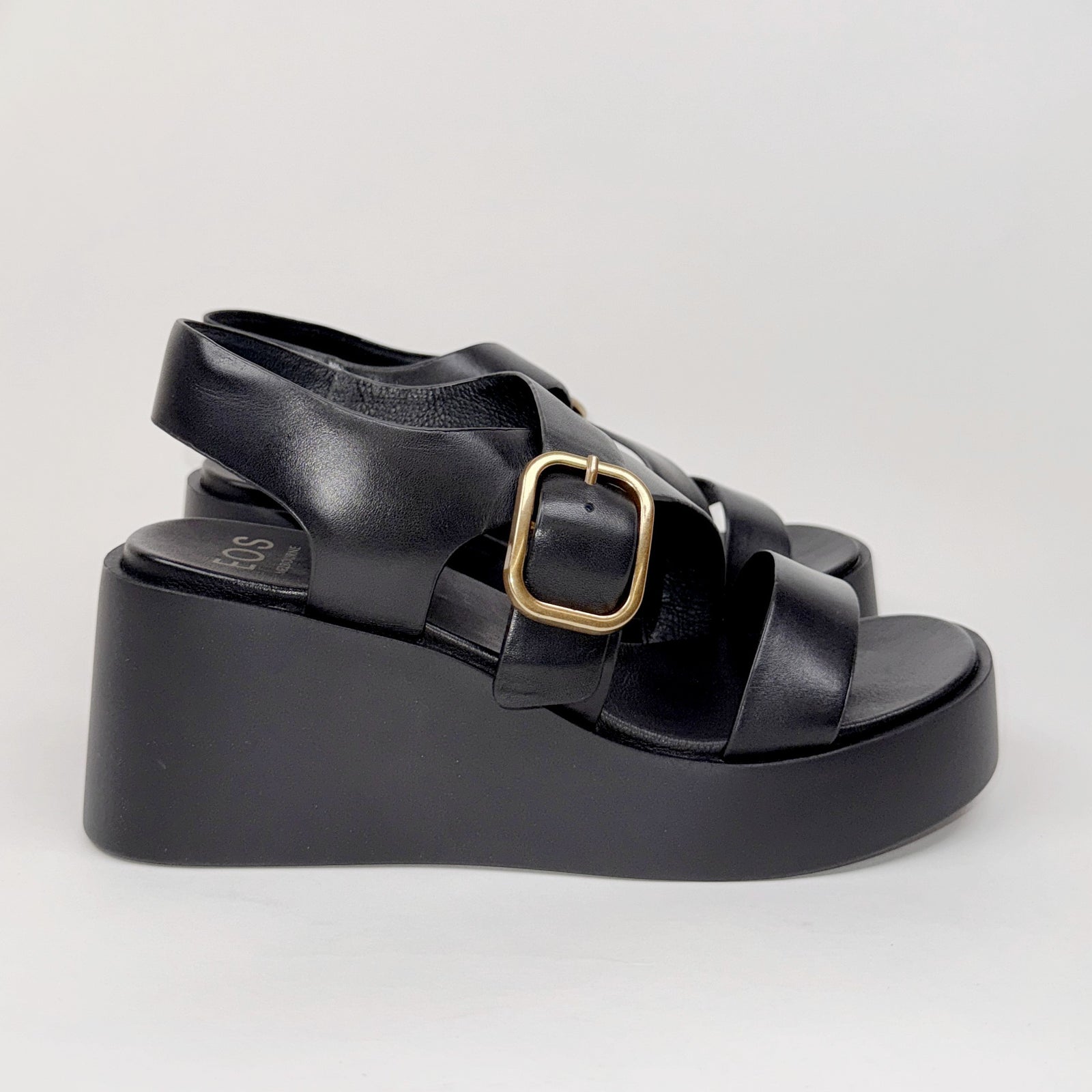 EOS Aranis black EOS