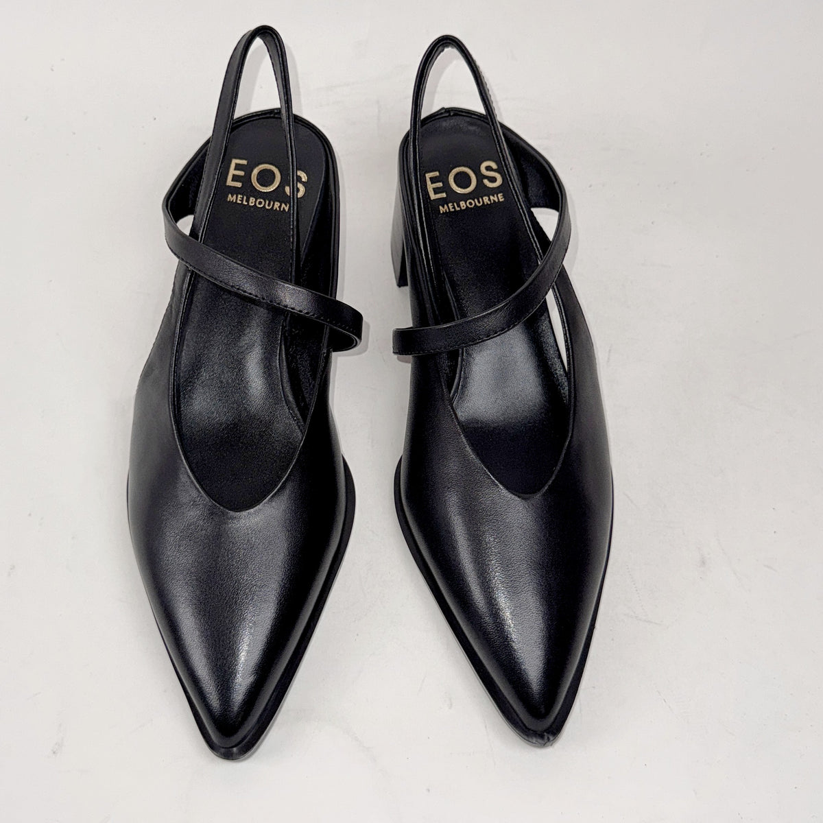EOS Aurais black EOS