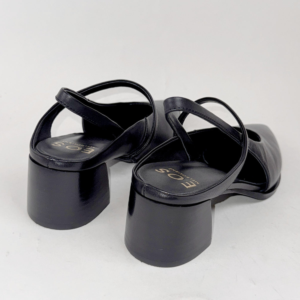 EOS Aurais black EOS