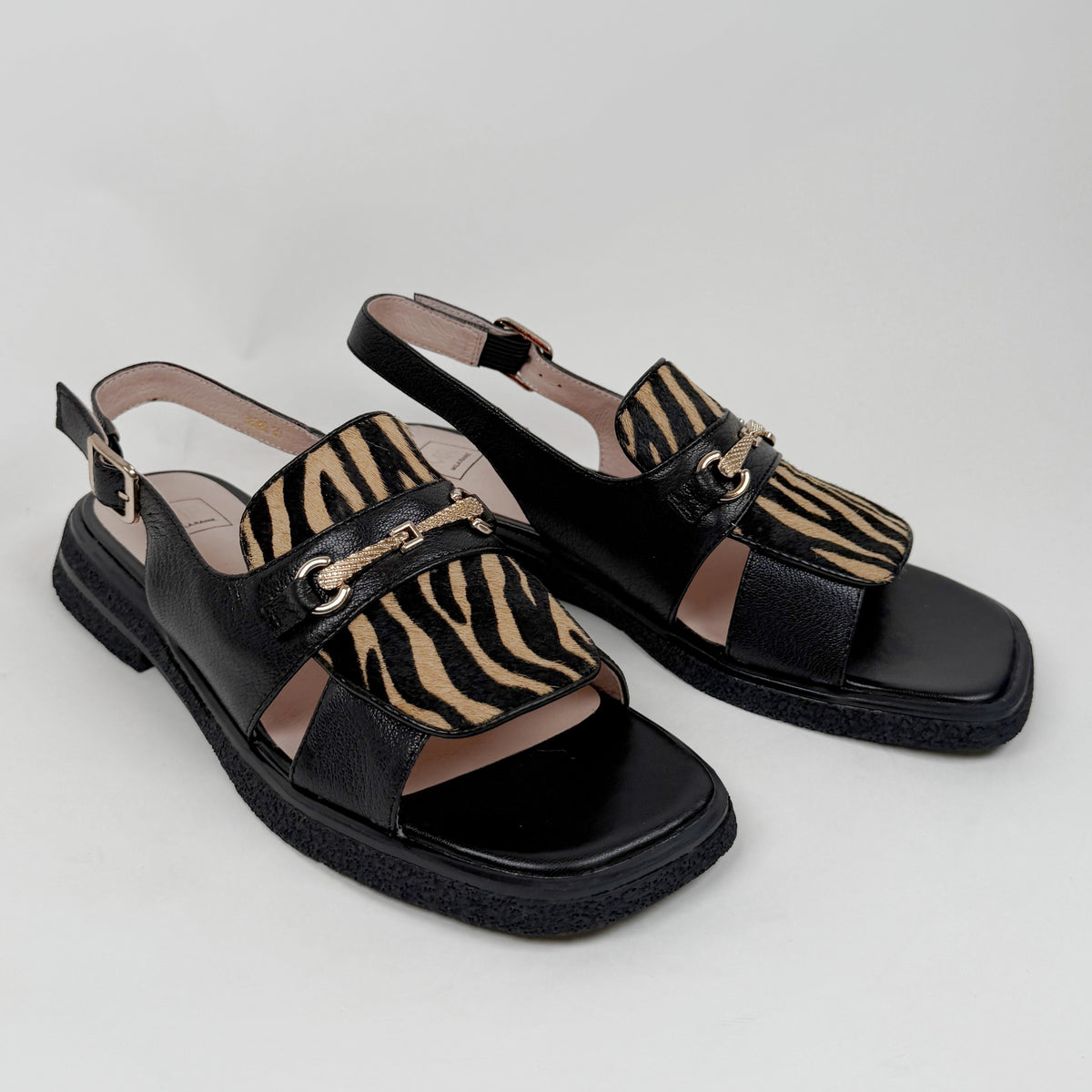 Mila Raine Bline black