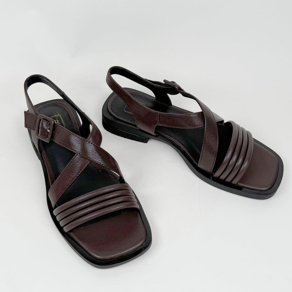 Mila raine box chocolate Mila Raine