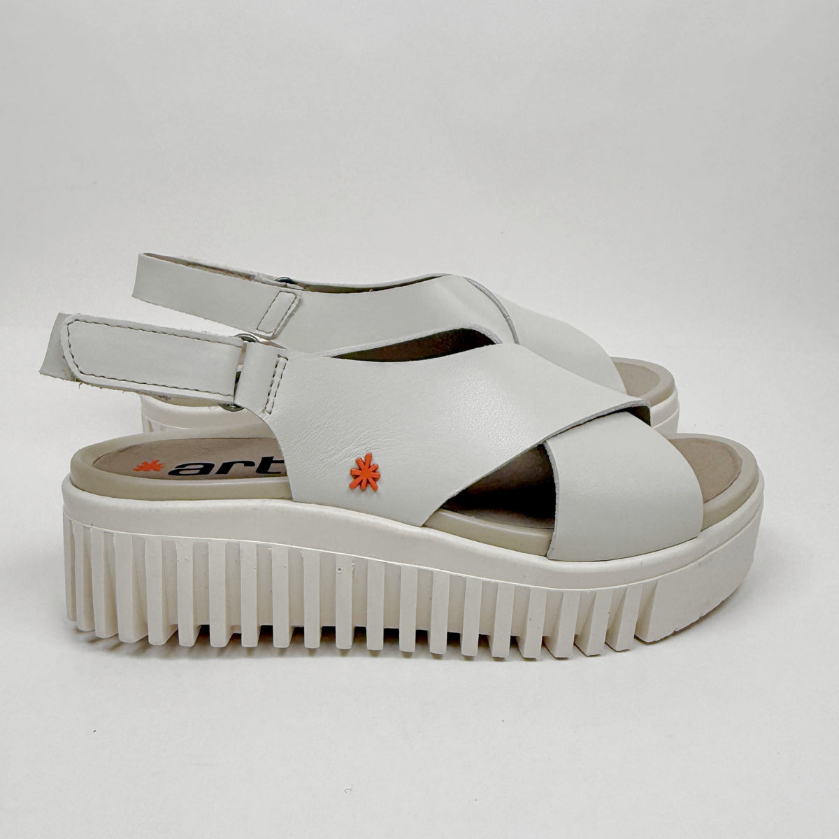 Art 1574 bone last size 36