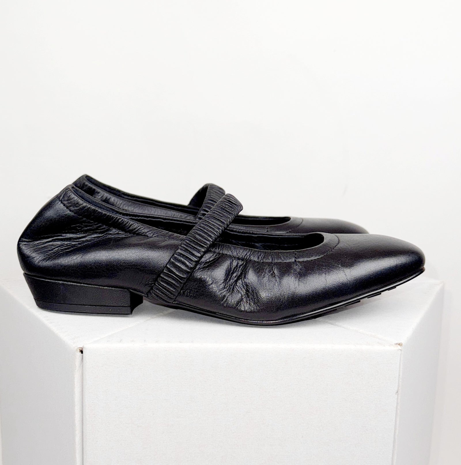 Tamara Bugsy black Tamara