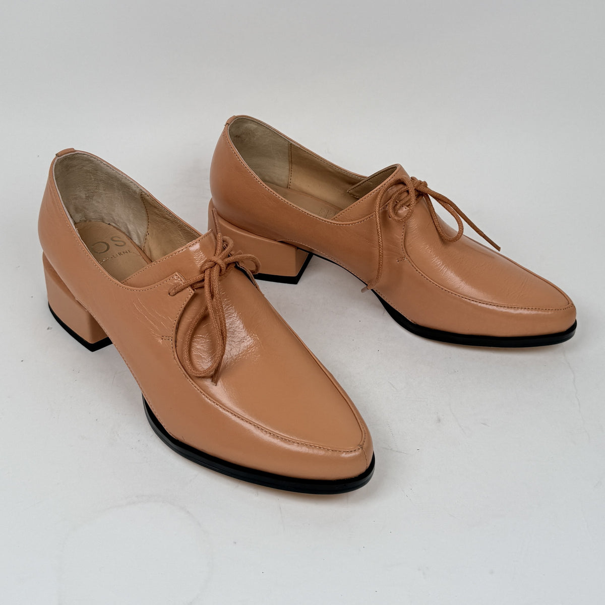 EOS Casi orange ochre EOS