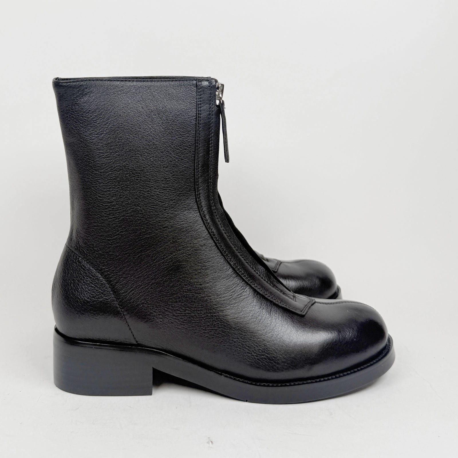 Mollini Cures black Mollini