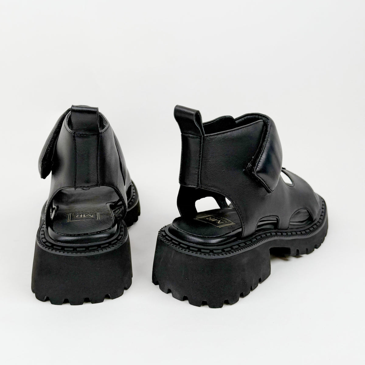 Mila Raine demon black