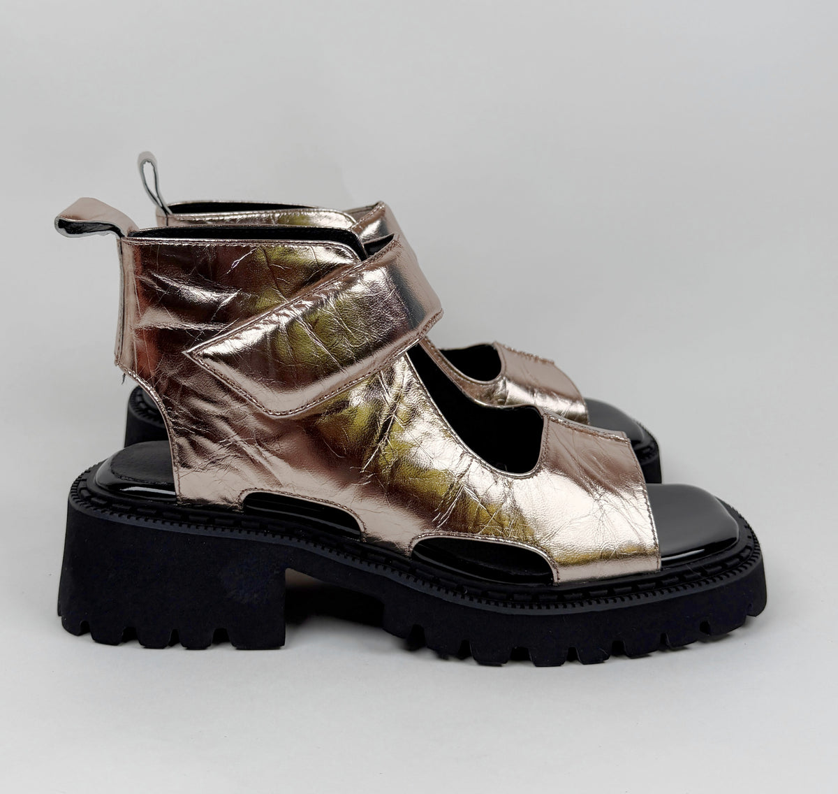 Mila Raine demon rose gold