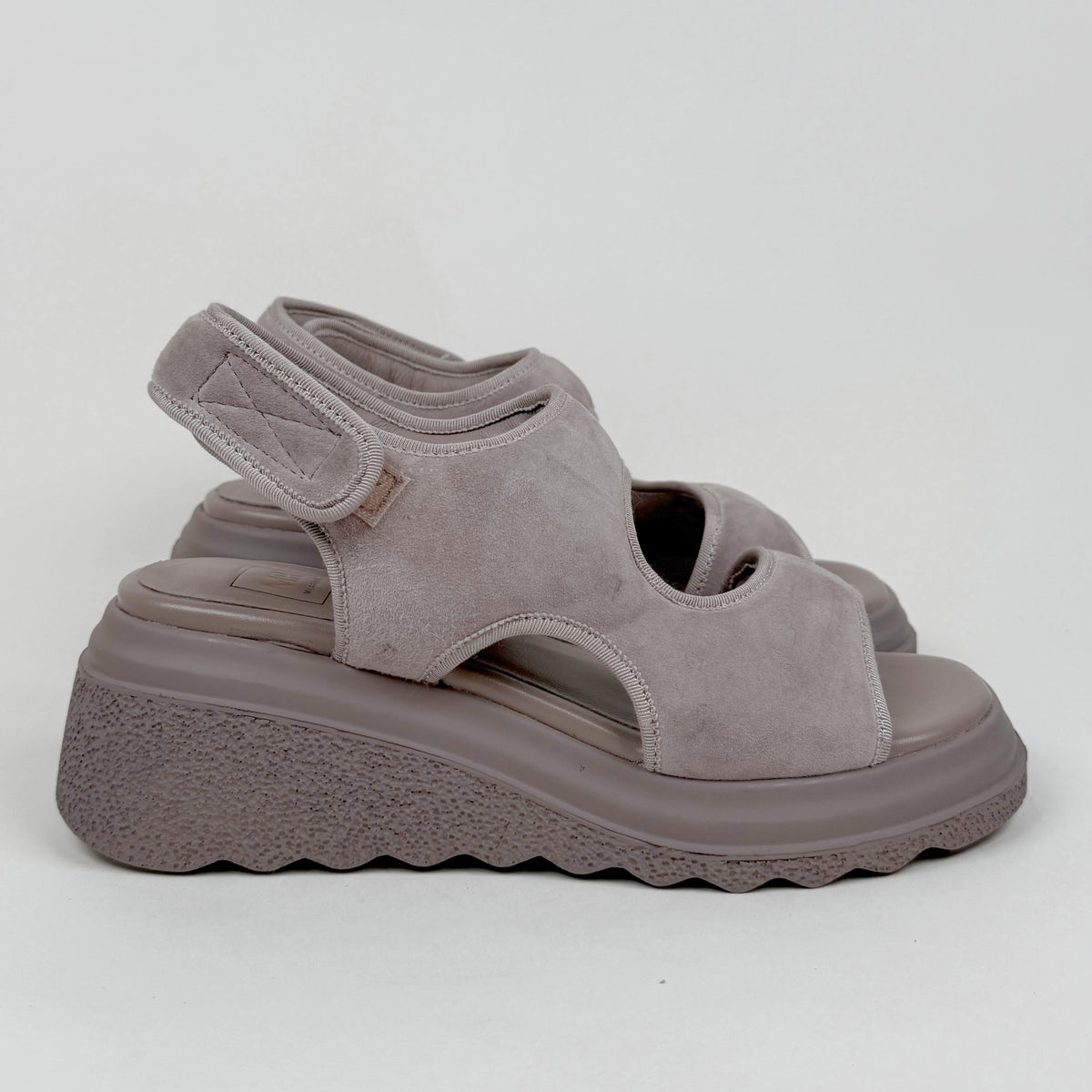 Mila element grey suede