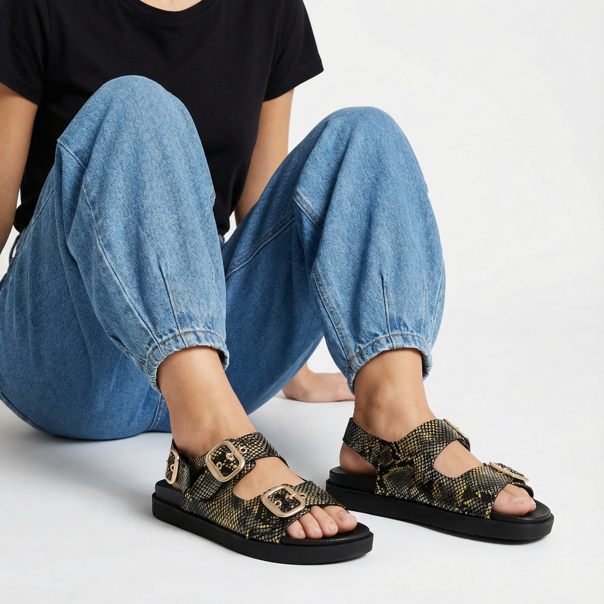 Yokono morena amorillo