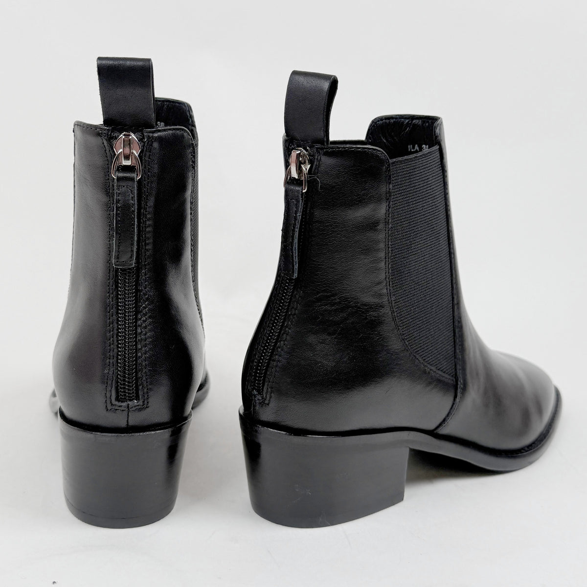 EOS Ila black EOS