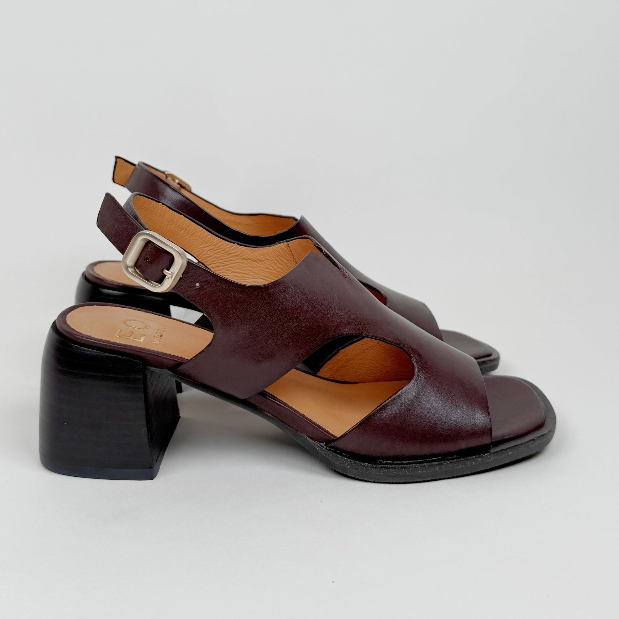 Eos Isora chestnut