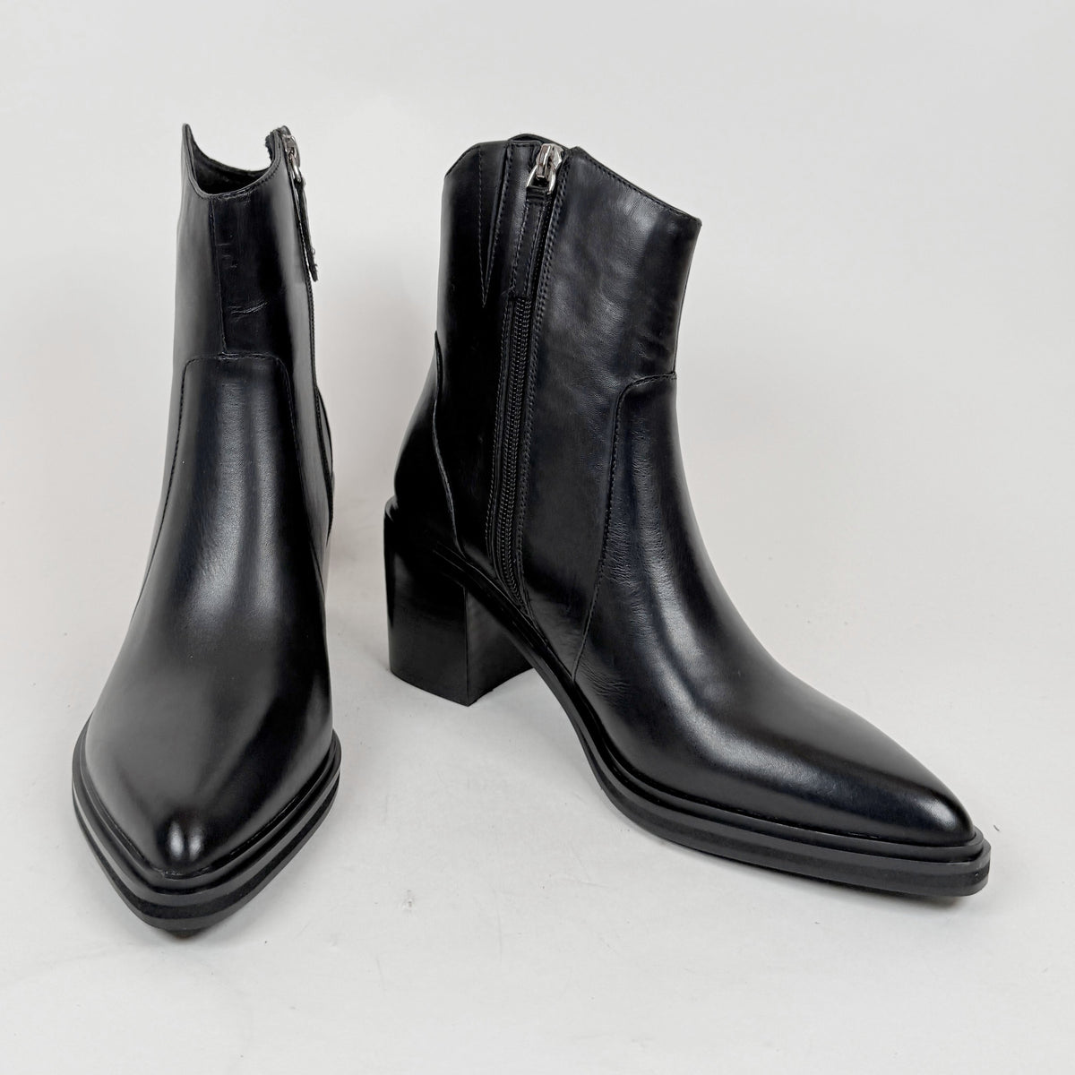 EOS Janice black EOS