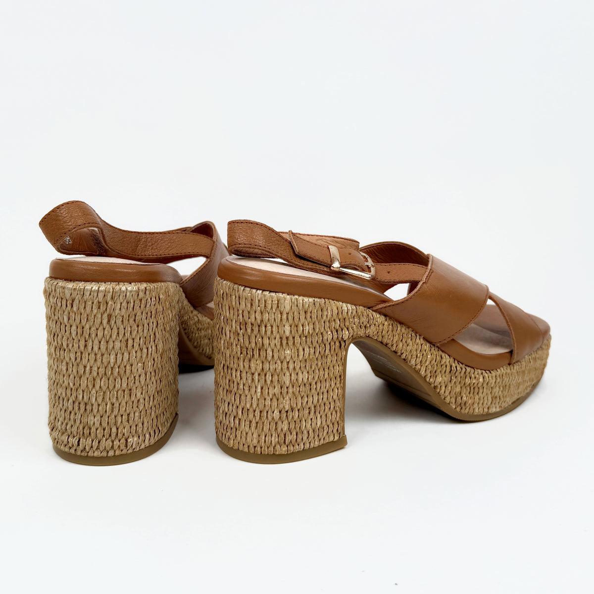 DJ Kloria dark tan Django &amp; Juliette