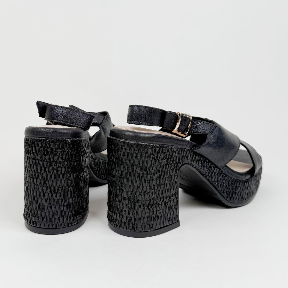 DJ Kloria black Django &amp; Juliette