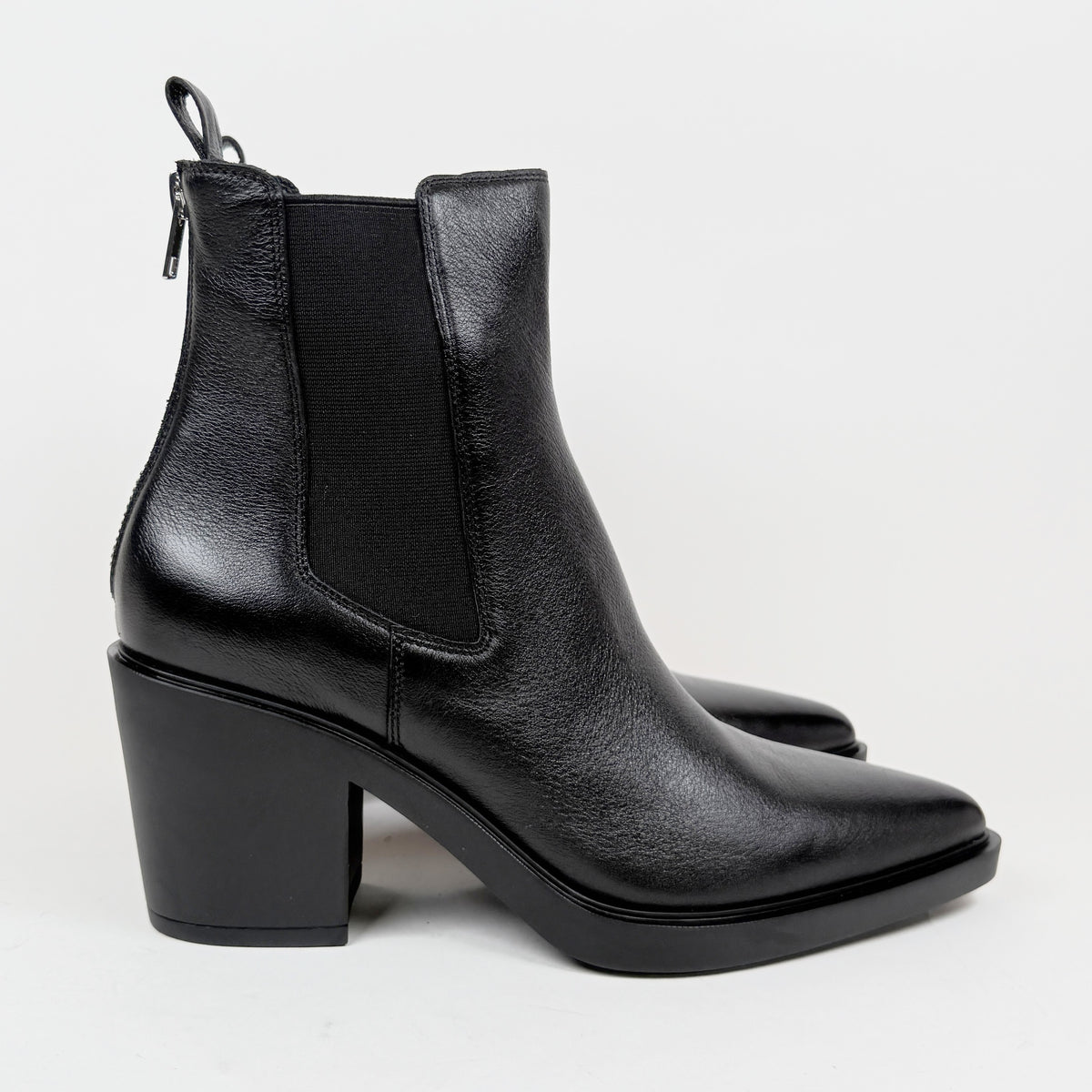 D&amp;J Langford black Django &amp; Juliette