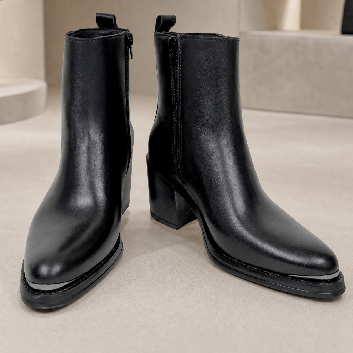Alpe Leyna 2 black Alpe