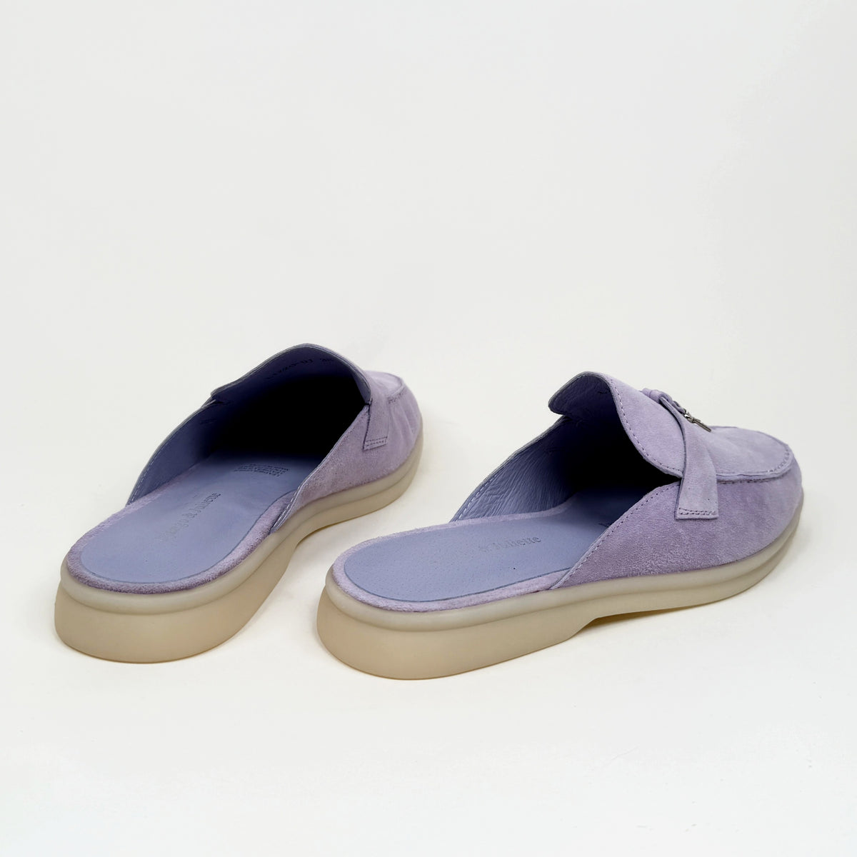 DJ Lizzo lilac Django &amp; Juliette