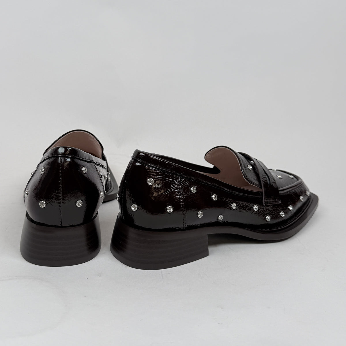 Mila Raine Mista Black shine Mila Raine