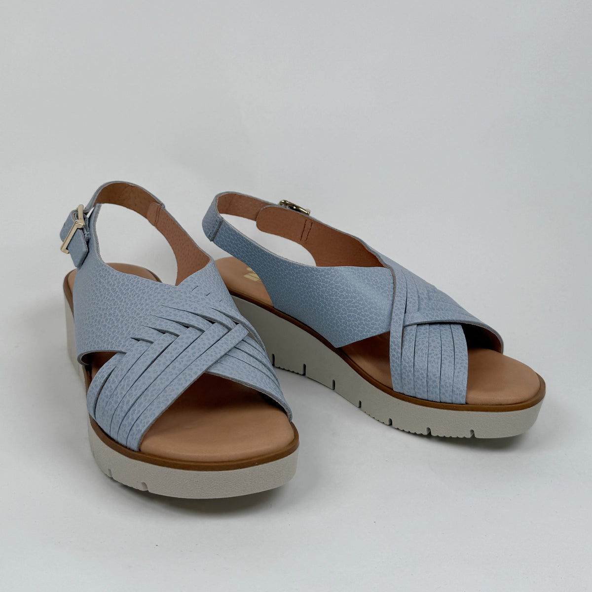 Nu by Neo nina celeste