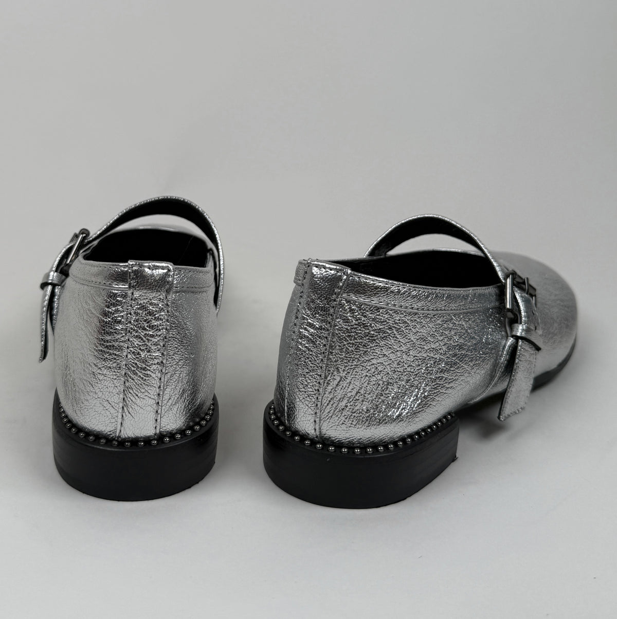 Mila Raine otto silver