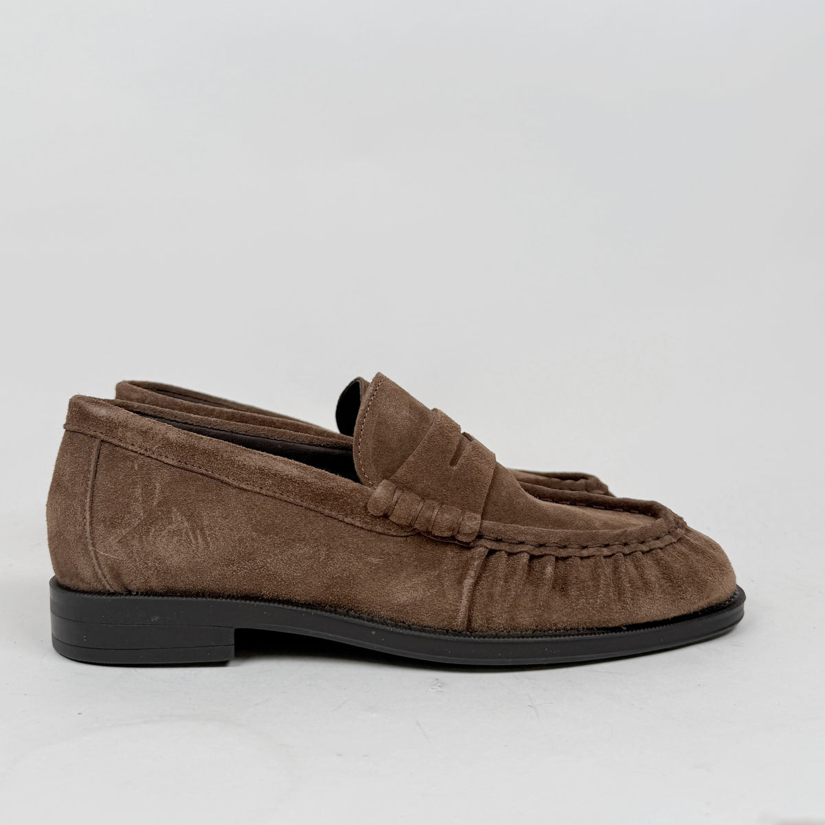 Alpe Oxford brown kid suede Alpe