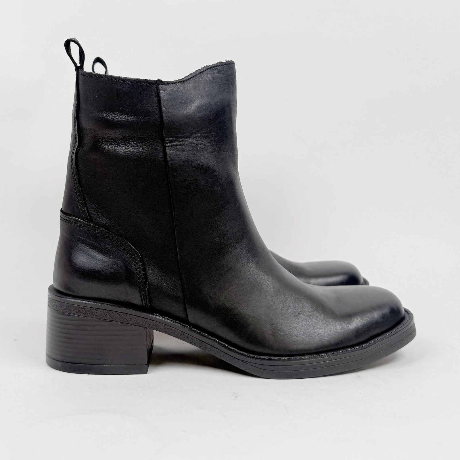 EOS Pampas black EOS