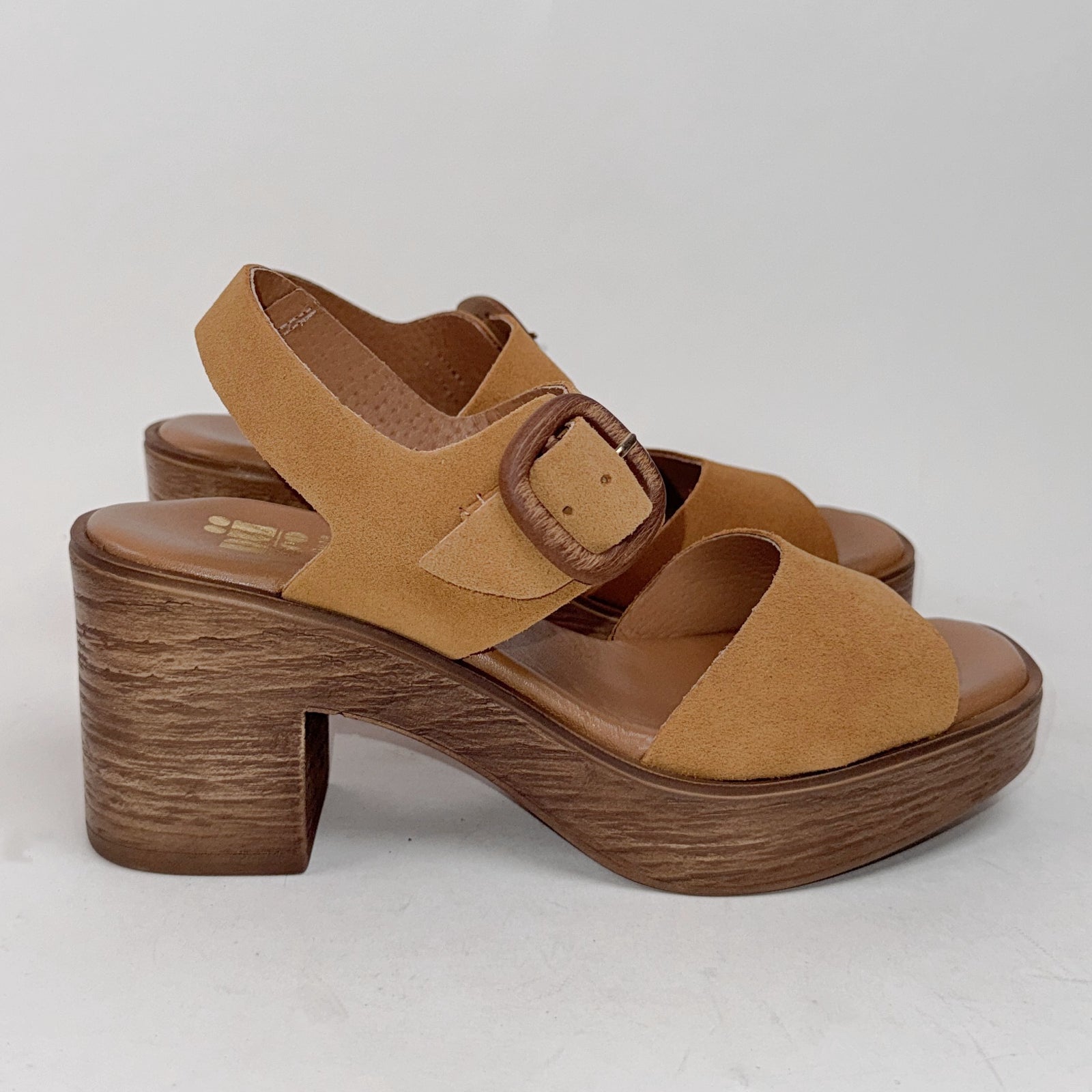 Nu by Neo Querida whiskey Nu by Neo