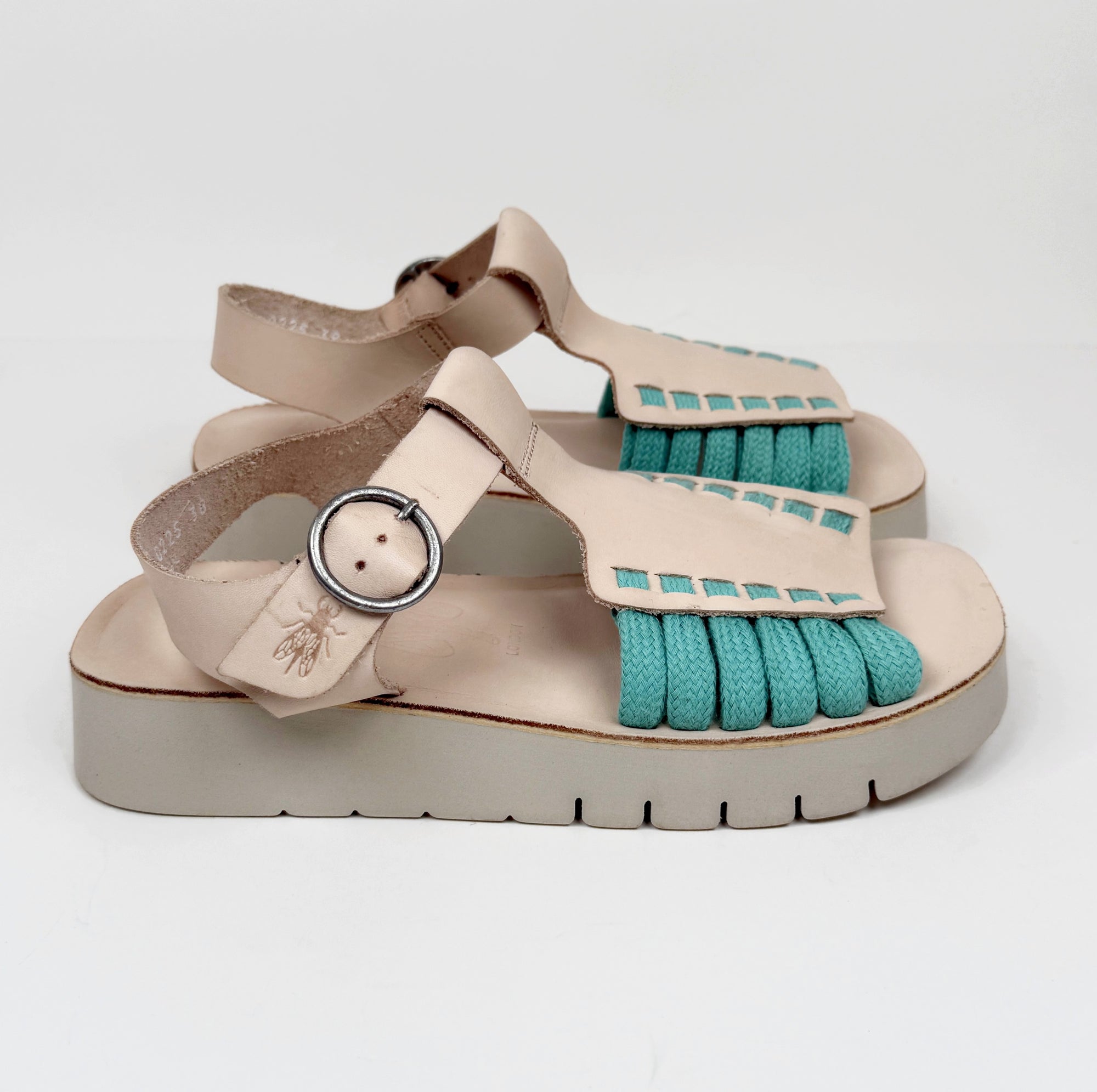 Fly London sarf natural Fly London