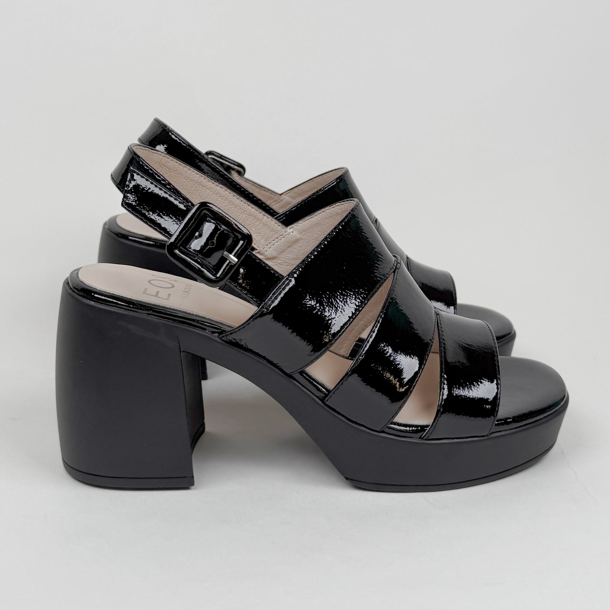 eos spiced black