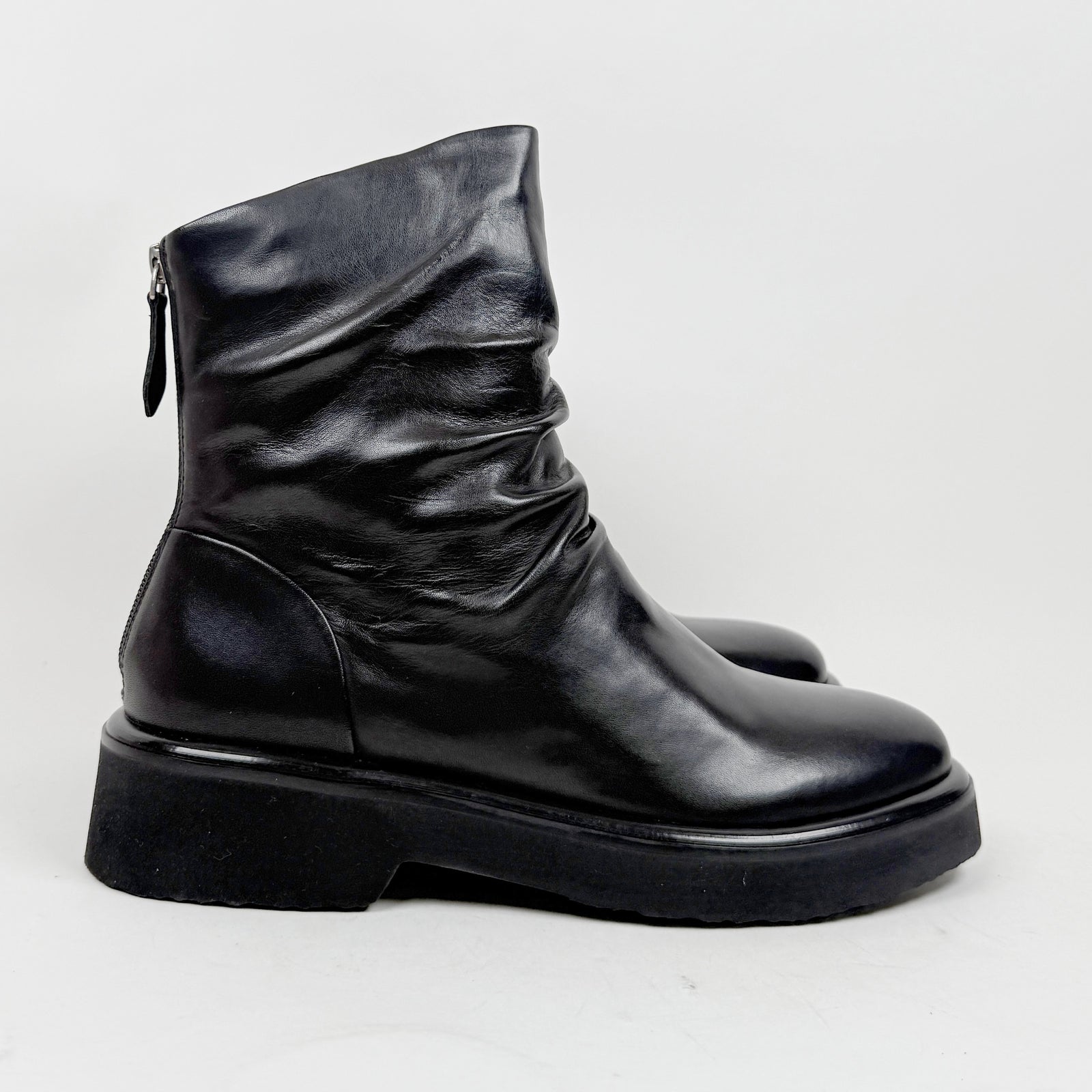 EOS Theonie black EOS