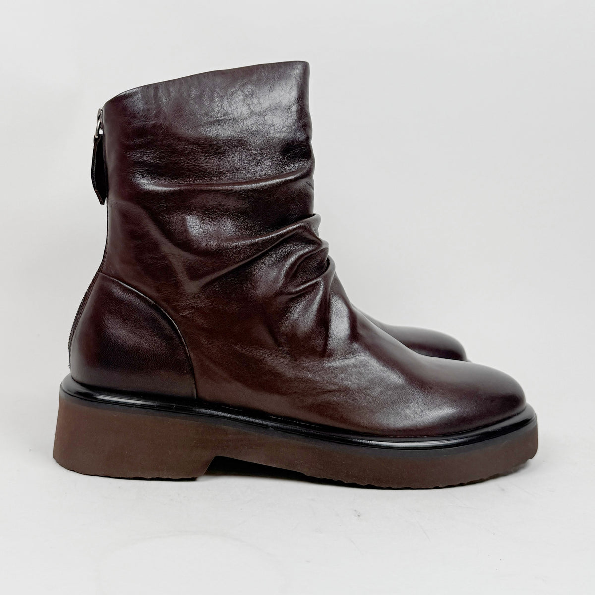 EOS Theonie chestnut EOS