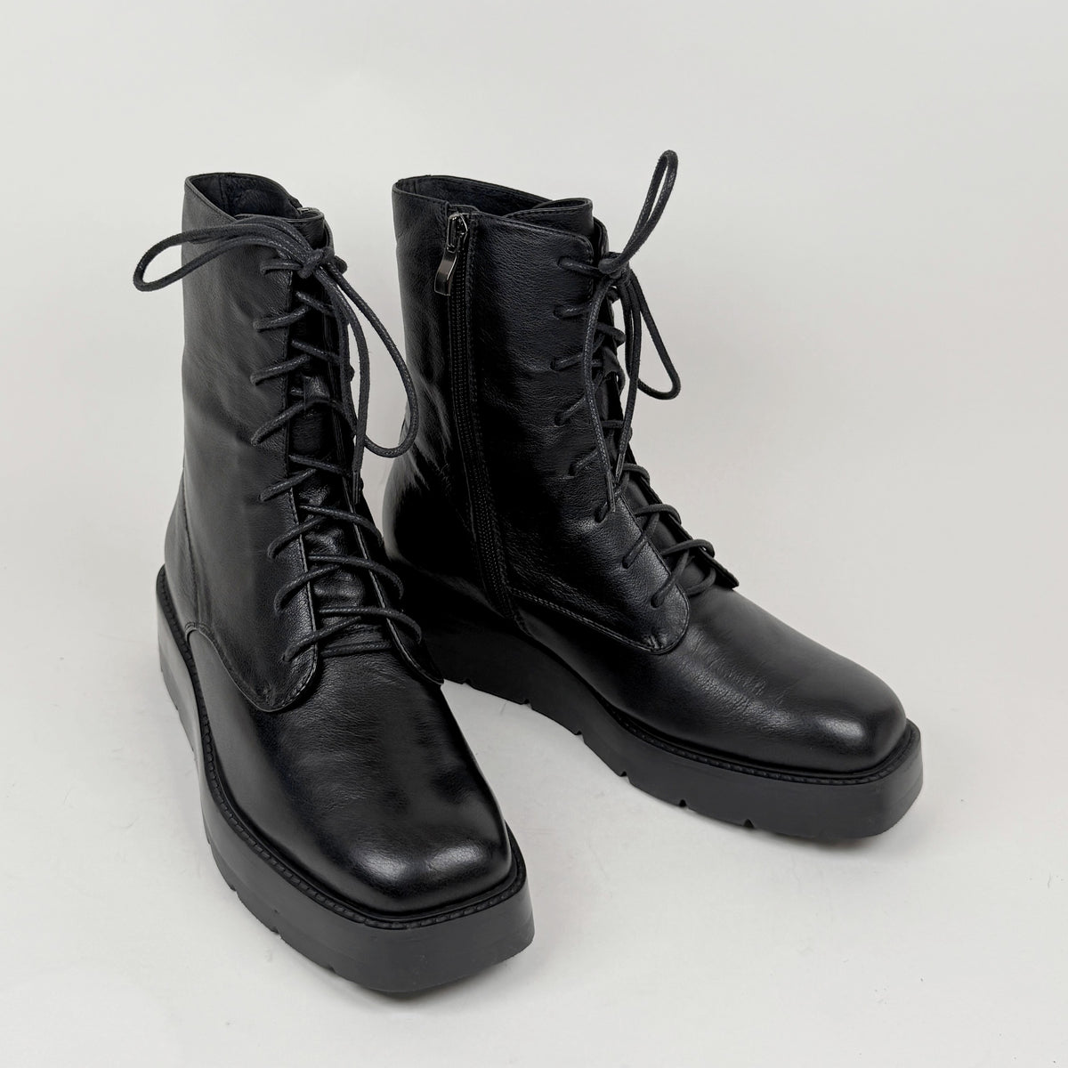 D&amp;J Trista black Django &amp; Juliette