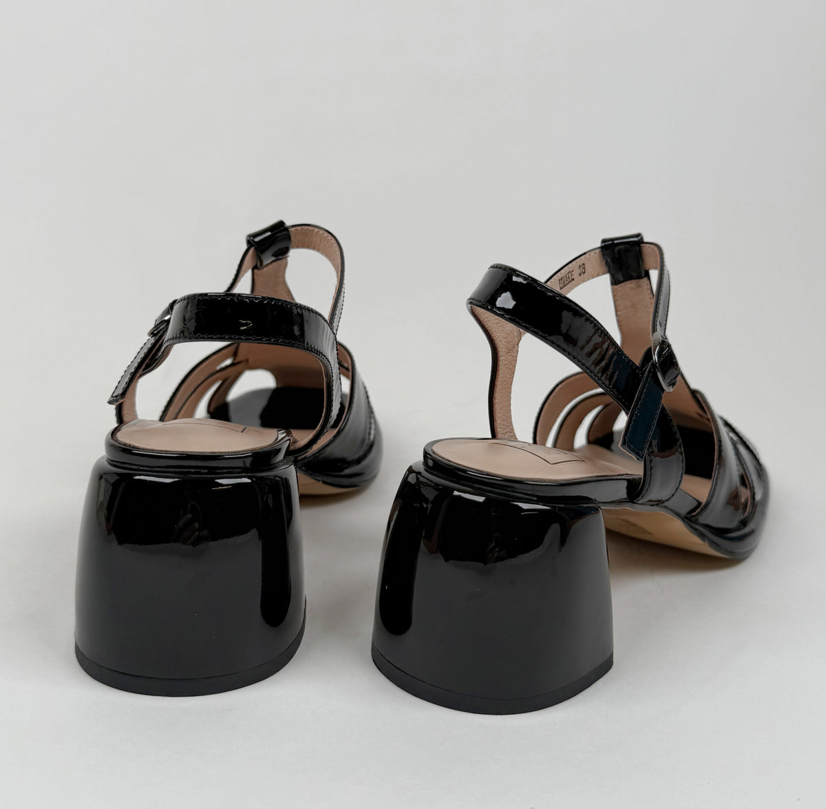 Mila Raine Umake black patent