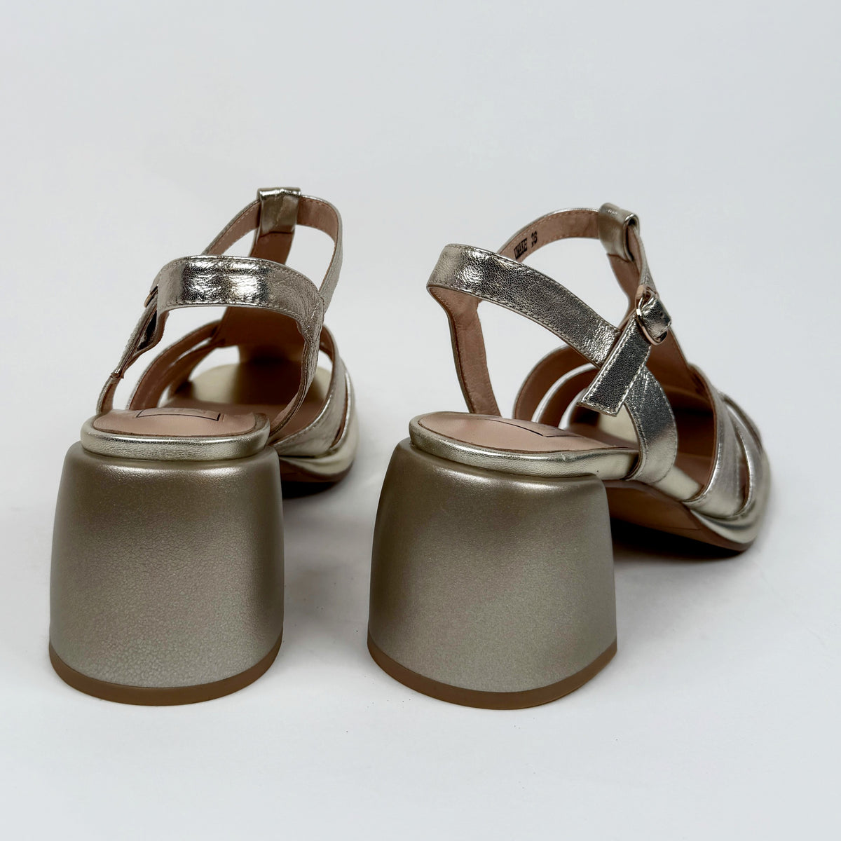 Mila Raine Umake gold Mila Raine