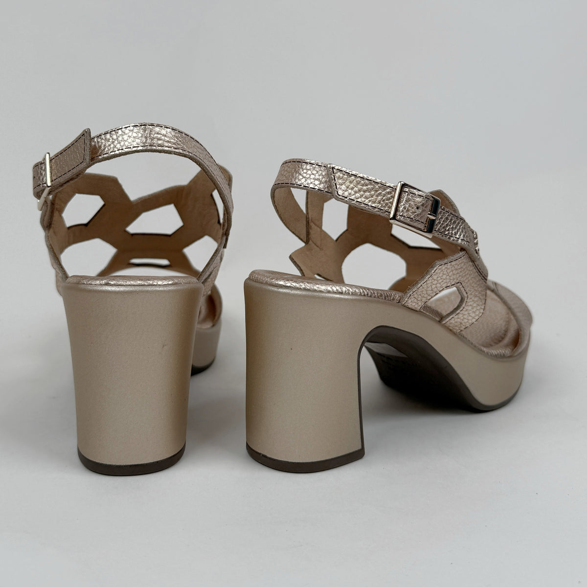 Penelope 6328 platinum