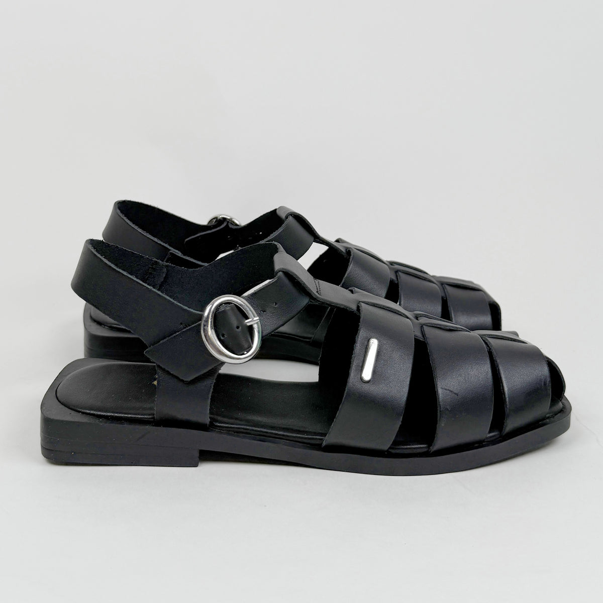 Nu by Neo velina black Nu by Neo