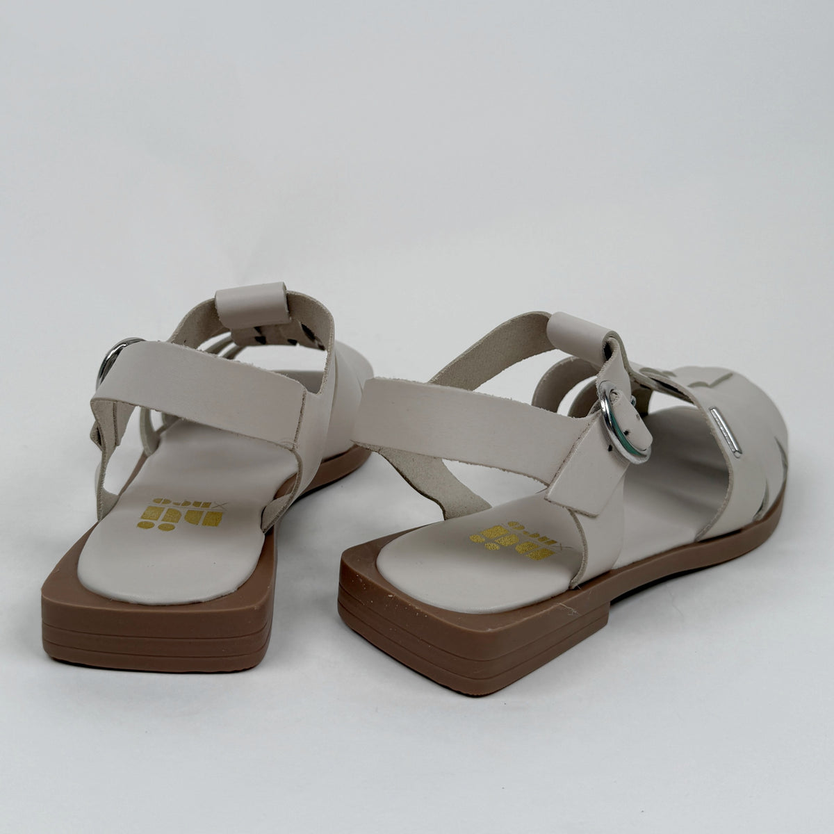 Nu by Neo vivian off white Nu by Neo