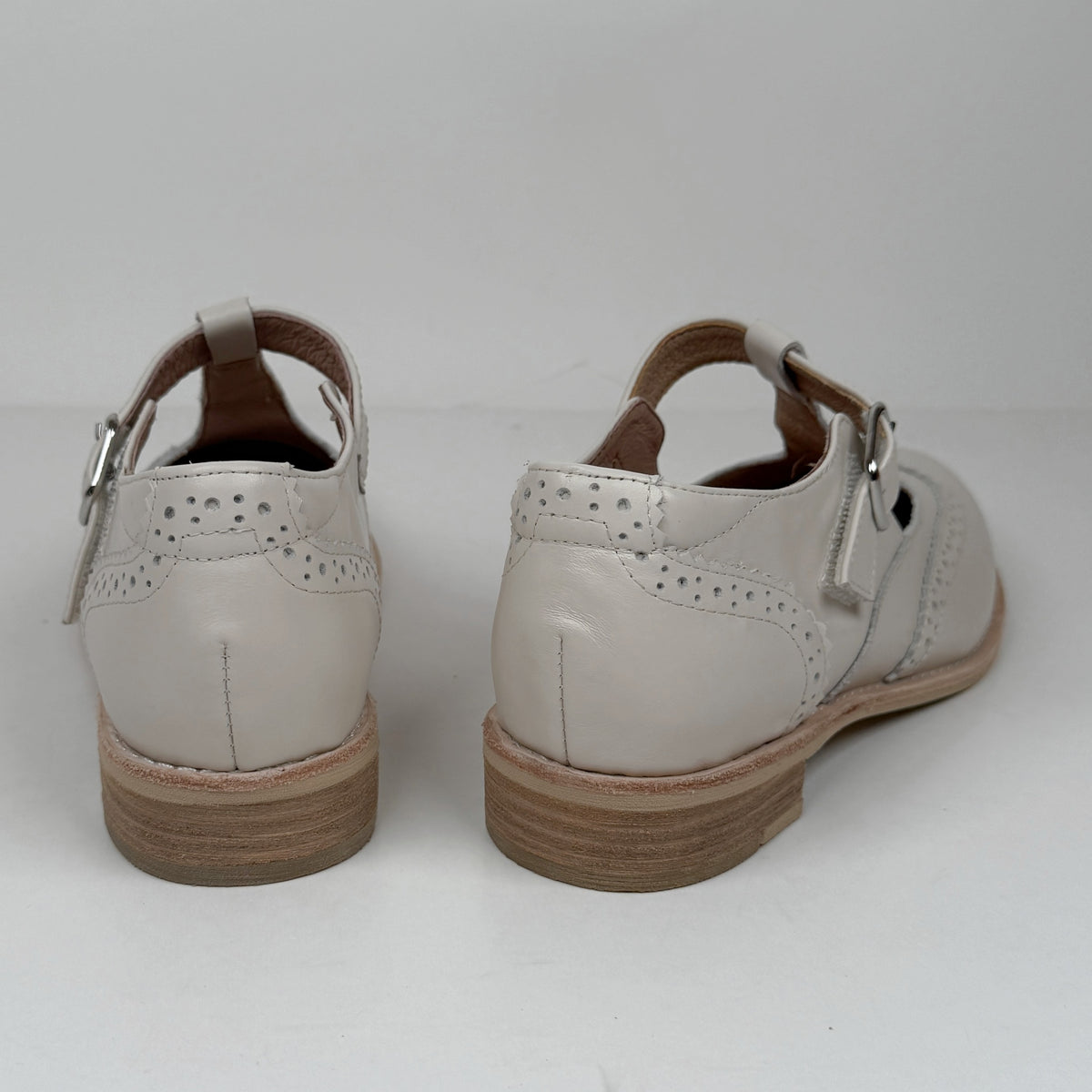 Marco d&#39;Alessi 25103C beige