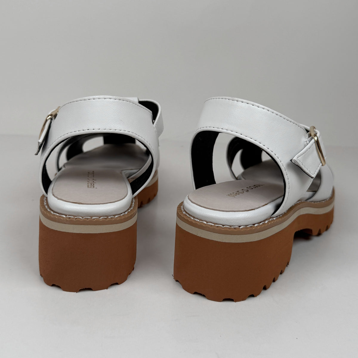 Marco d&#39;Alessi 21047 whithe Marco d&#39; Alessi