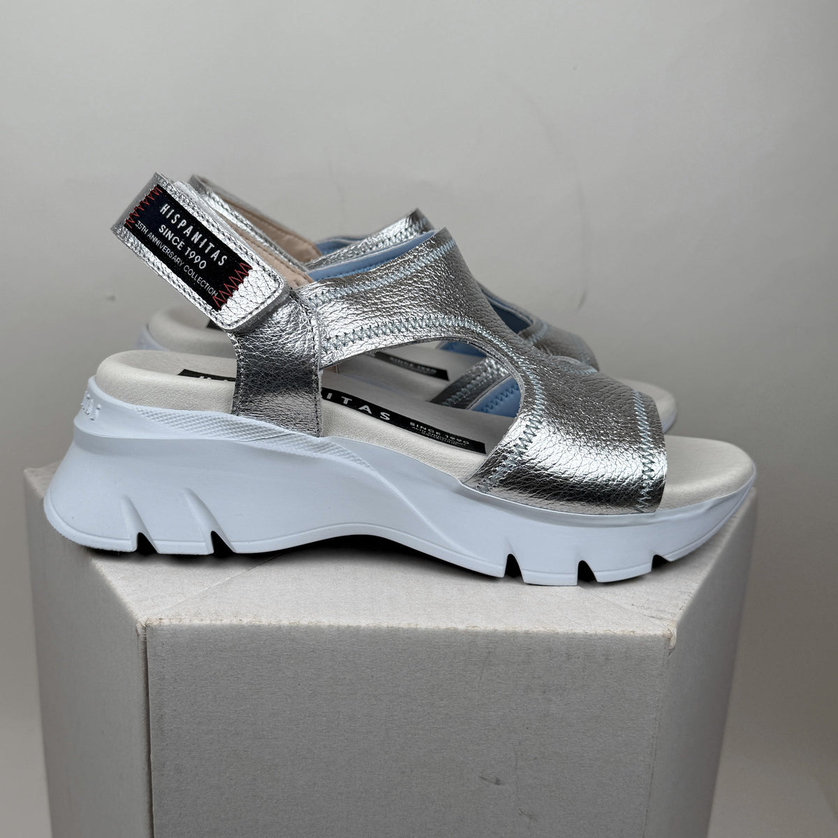 Hispanitas airen silver celeste