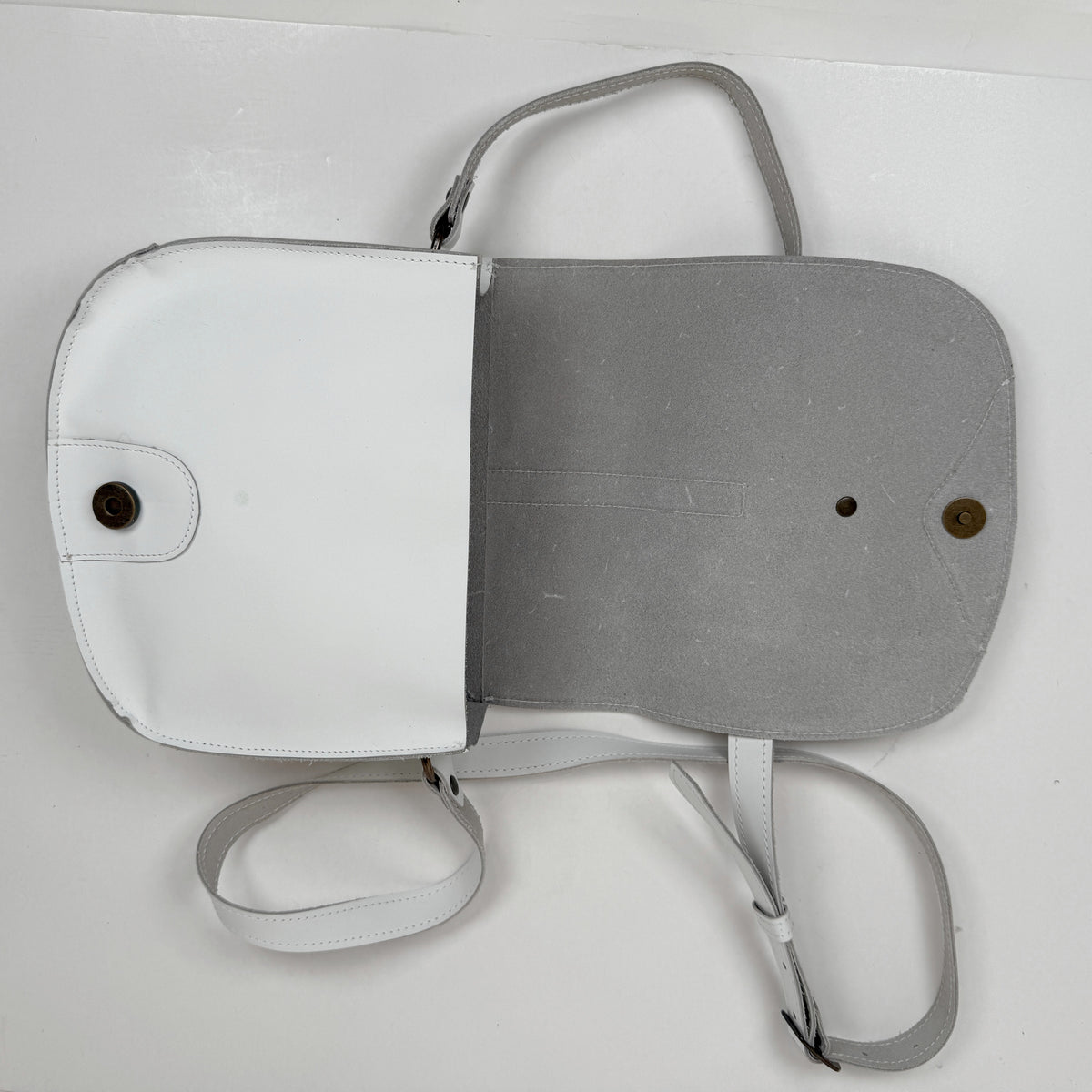 Fly London glou white bag