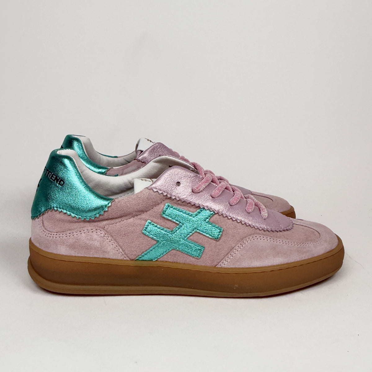 Another Trend rose Another Trend